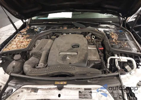 2015 Mercedes-Benz C-Class C 300 из США, поврежденный, VIN 55SWF4KB1FU005571